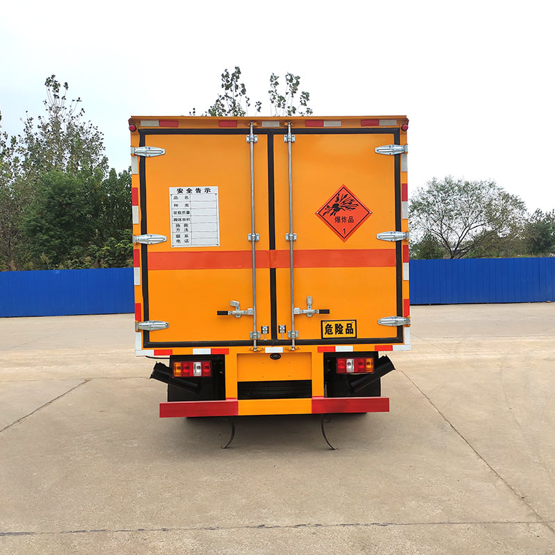 JMC good quality rectangular explosive transporting truck