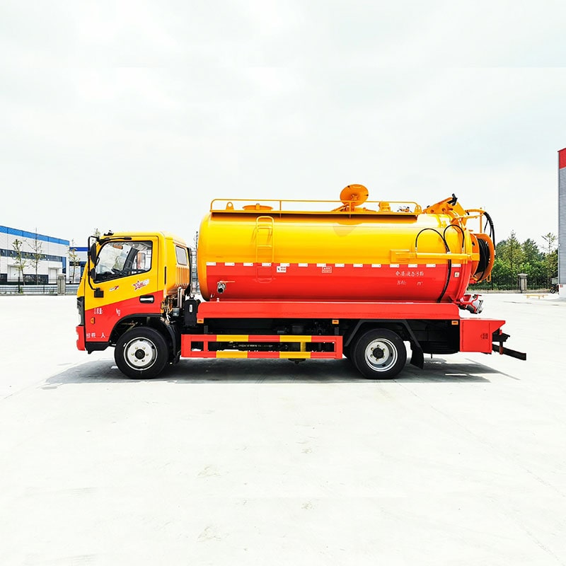 Dongfeng 4*2 10 ton vacuum truck sewage suction
