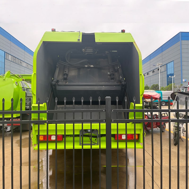 Camion compacteur de déchets SHACMAN 14CBM 4x2 à vendre