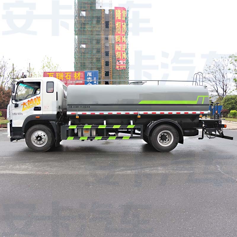 Foton 16000 Liters water tank sprinkler water truck