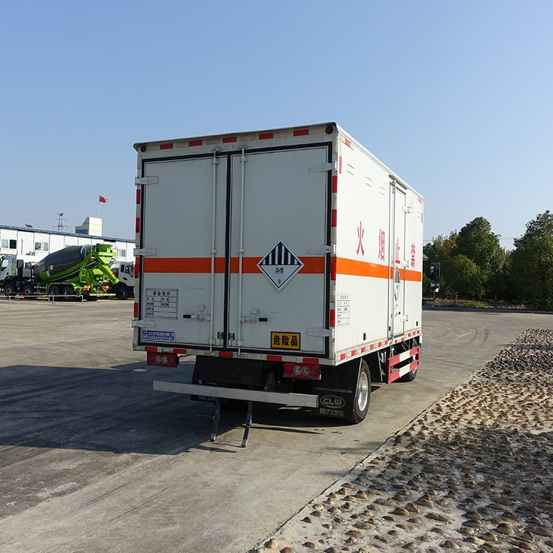 Foton 4*2 flammable gas powered fireworks transporter cart