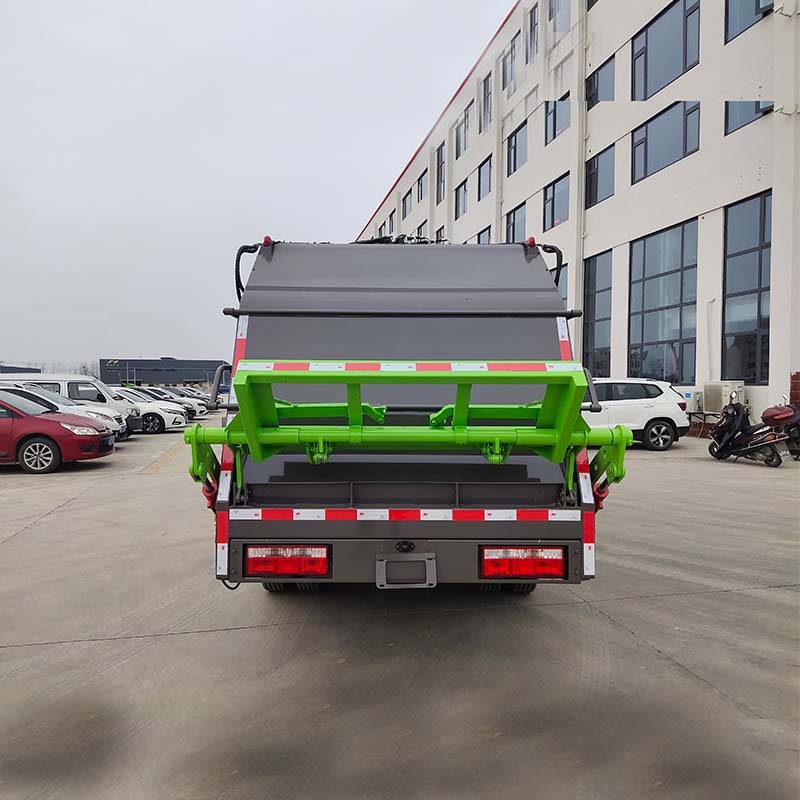 DongFeng 4X2 7cbm Garbage Compactor Truck