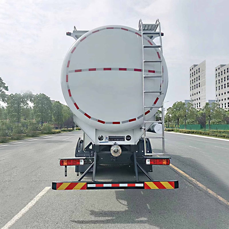 FOTON 8*4 33 cbm powder material transport truck