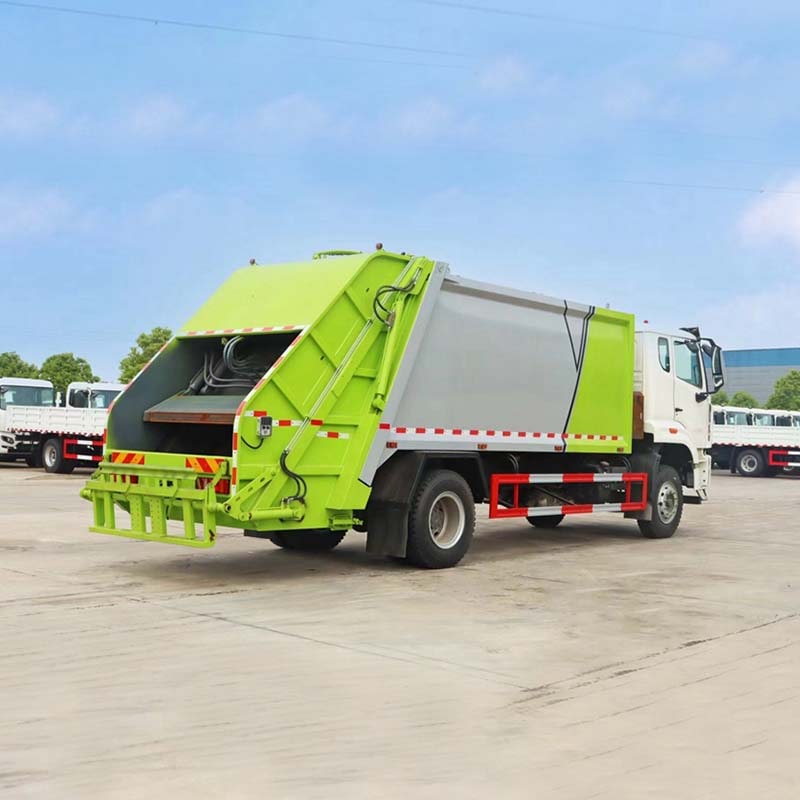 Camion à ordures compacteur Howo 4*2 de 14 m3