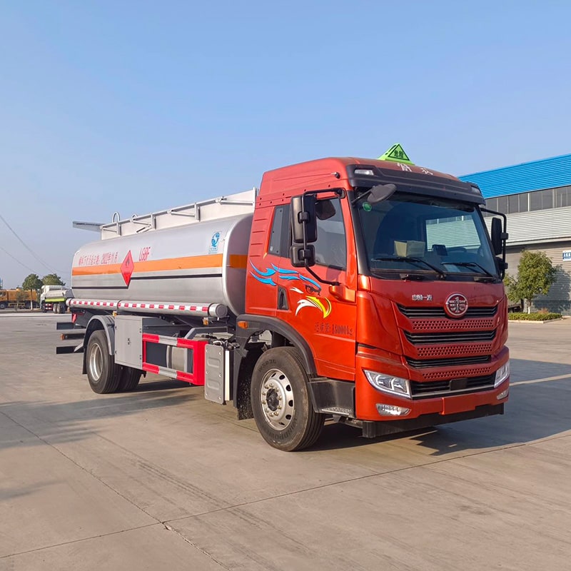 Camion-citerne FAW 4x2 14400L neuf ou d'occasion à vendre