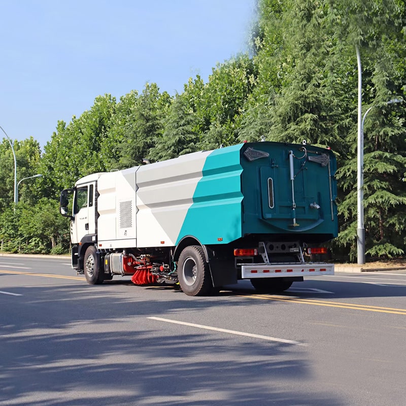 Camion balayeuse de voirie HOWO 9m3