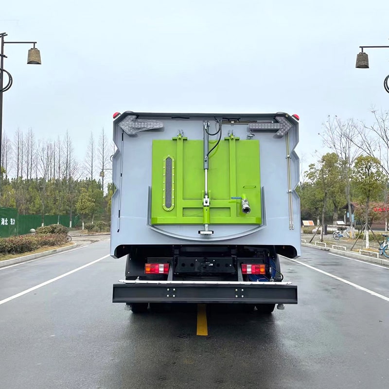 Camion balayeuse à balai haute pression HOWO 4*2
