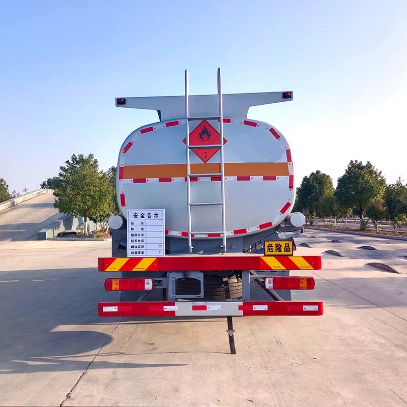 Camion-citerne FAW 4x2 14400L neuf ou d'occasion à vendre