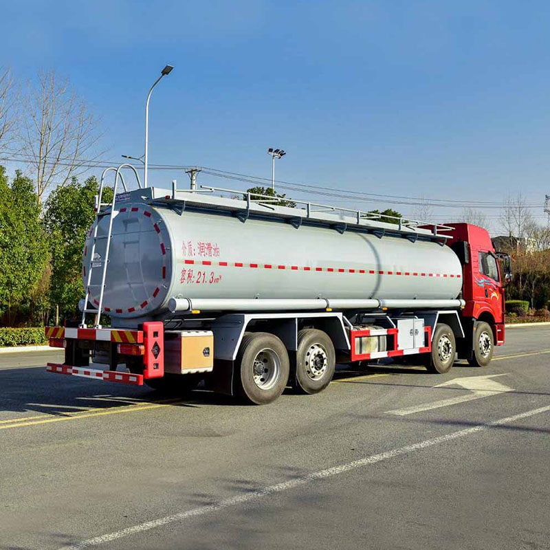 FAW 18 ton lubricating oil sea water transport truck