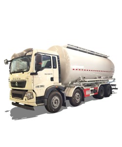 HOWO 28cbm corn Petroleum resin granule transport truck