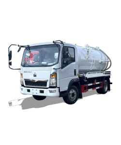 Camion d'aspiration des eaux usées à aspiration par aspiration de drainage cubique SINOTRUK HOWO 6