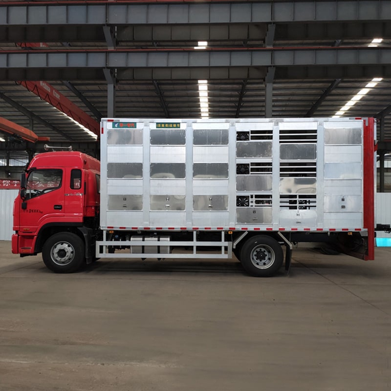 JAC 4*2 aluminum alloy Pig Livestock Transport  Truck