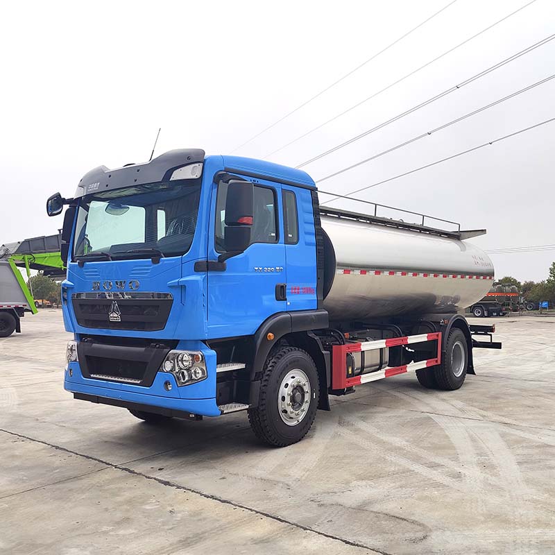 HOWO 4*2 Stainless steel 2 axle 13t milk tank truck