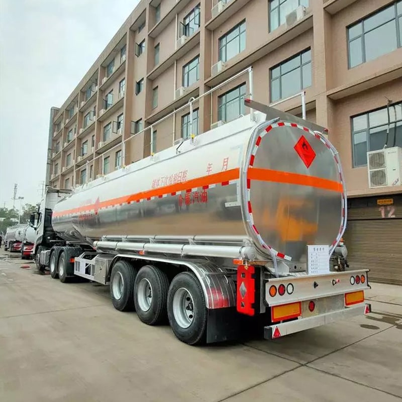 3 Axles 46000L Water Edible Cooking Oil Delivery Tank