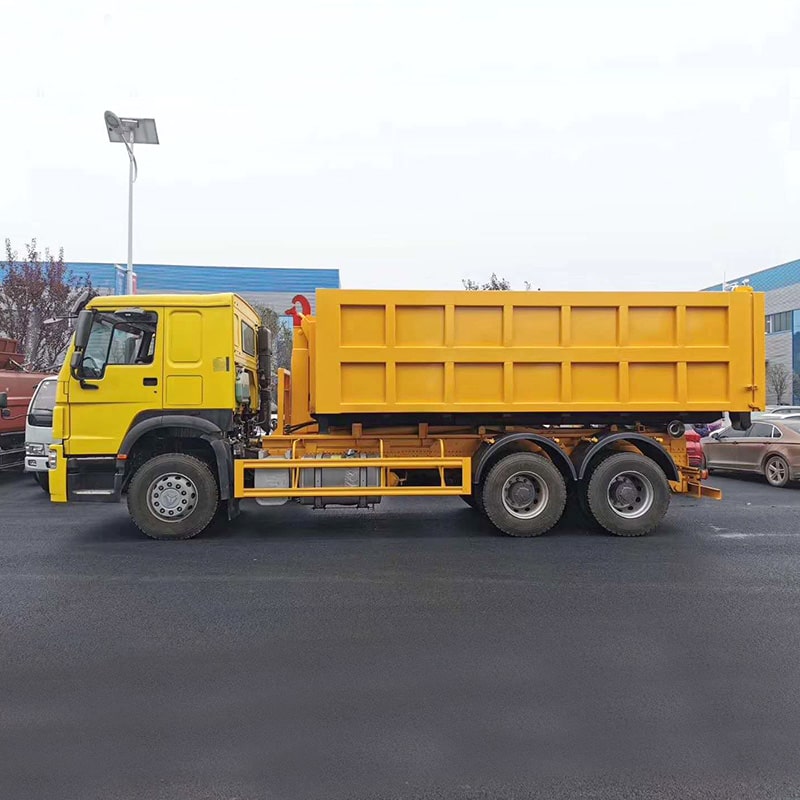 New or Used Howo 6x4  25 Ton Roll Off Refuse Collector Truck