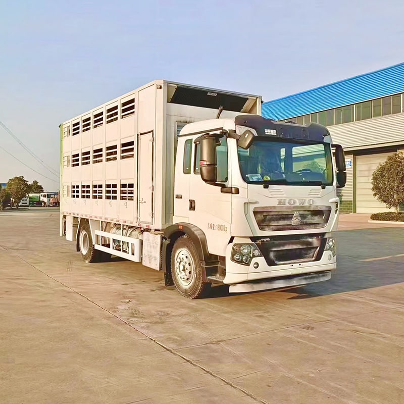 HOWO animal pig chicken livestock poultry transport truck