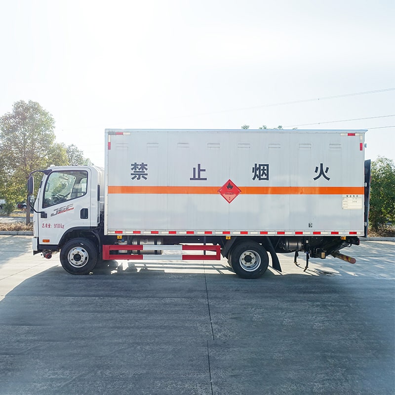 FAW 4*2 flammable liquid explosion-proof truck for sale