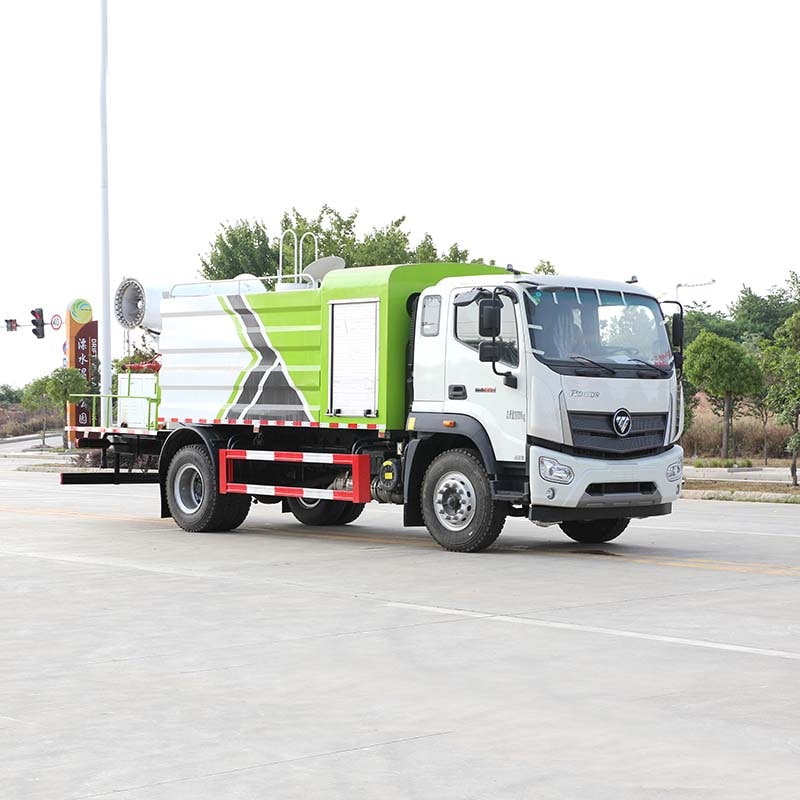 Foton 4x2 10000L water spraying sprinkler truck