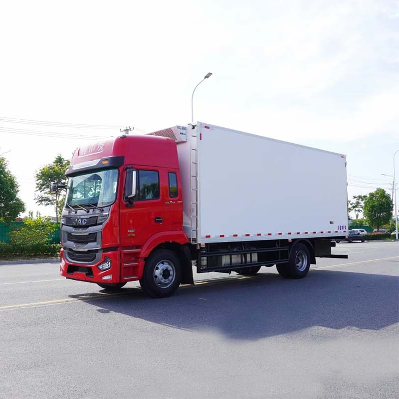 Camion frigorifique JAC 4x2 10 tonnes pour le transport de viande