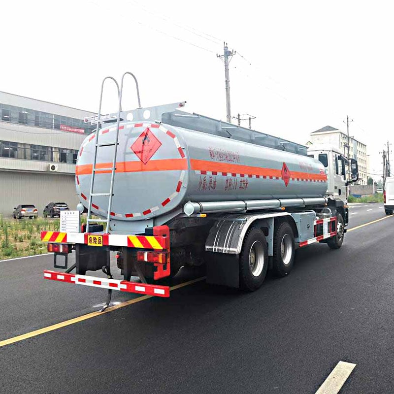 Sinotruk 18m3 kerosene flammable liquid transport truck