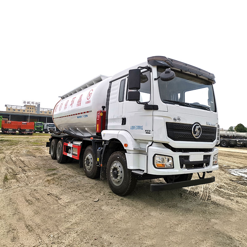 SHACMAN 8*4 dry powder material transport truck