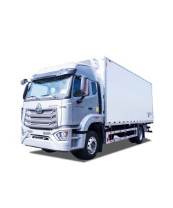Camion frigorifique léger Sinotruk HOWO de 6,8 m à vendre