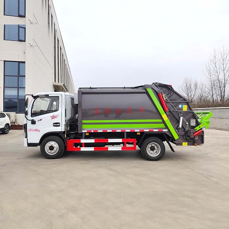 DongFeng 4X2 7cbm Garbage Compactor Truck