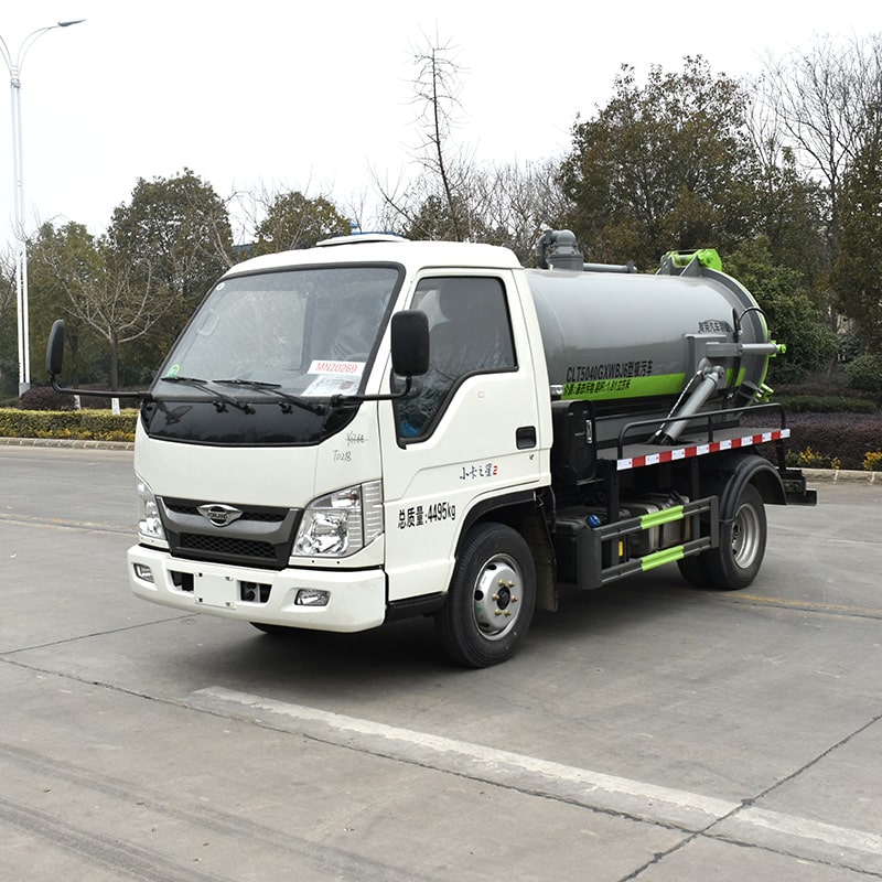 Foton 4*2 2000L vacuum truck sewage suction