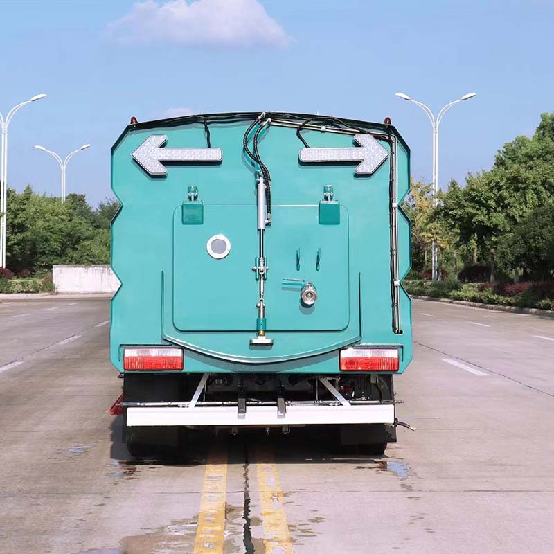 Dongfeng 4x2 high pressure Road Sweeper Washer Truck