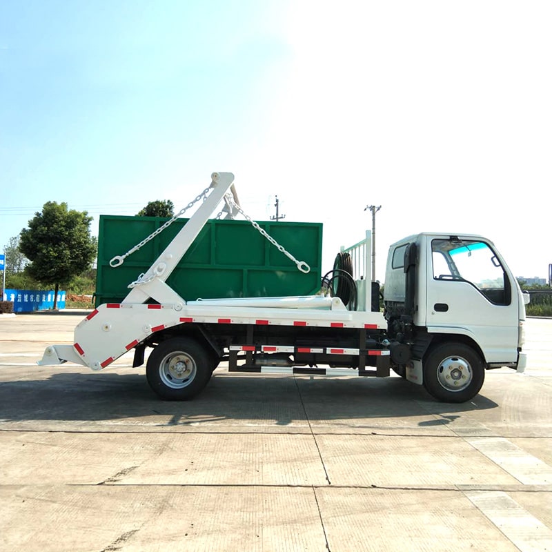 ISUZU 6 CBM Swing Arm Garbage Collection Skip Truck Price