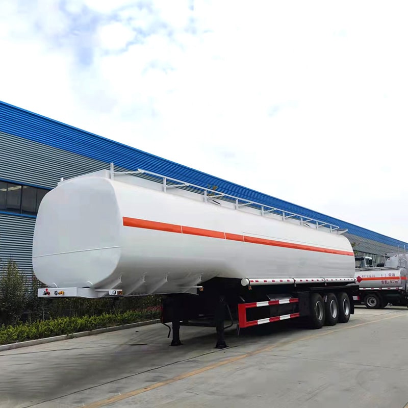 Citerne de transport de fioul à 3 essieux, 40 000 litres, neuve ou d'occasion