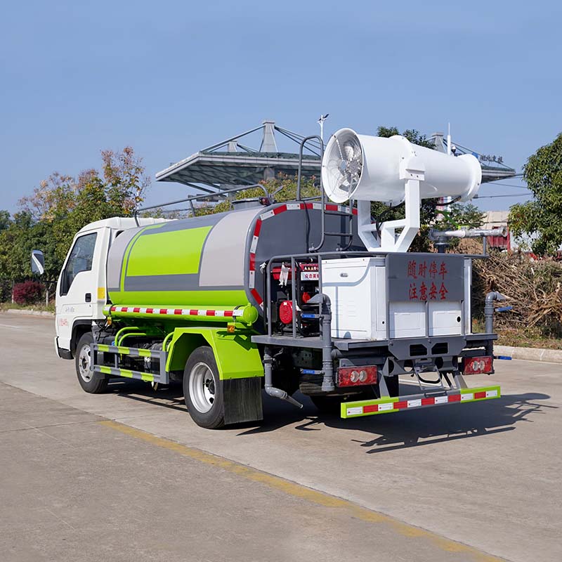 Foton 3000L mini water tank truck sprinkler water truck