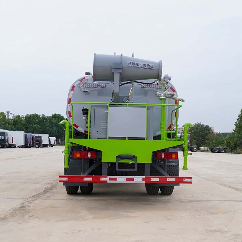 DongFeng 13000 liters water tanker truck
