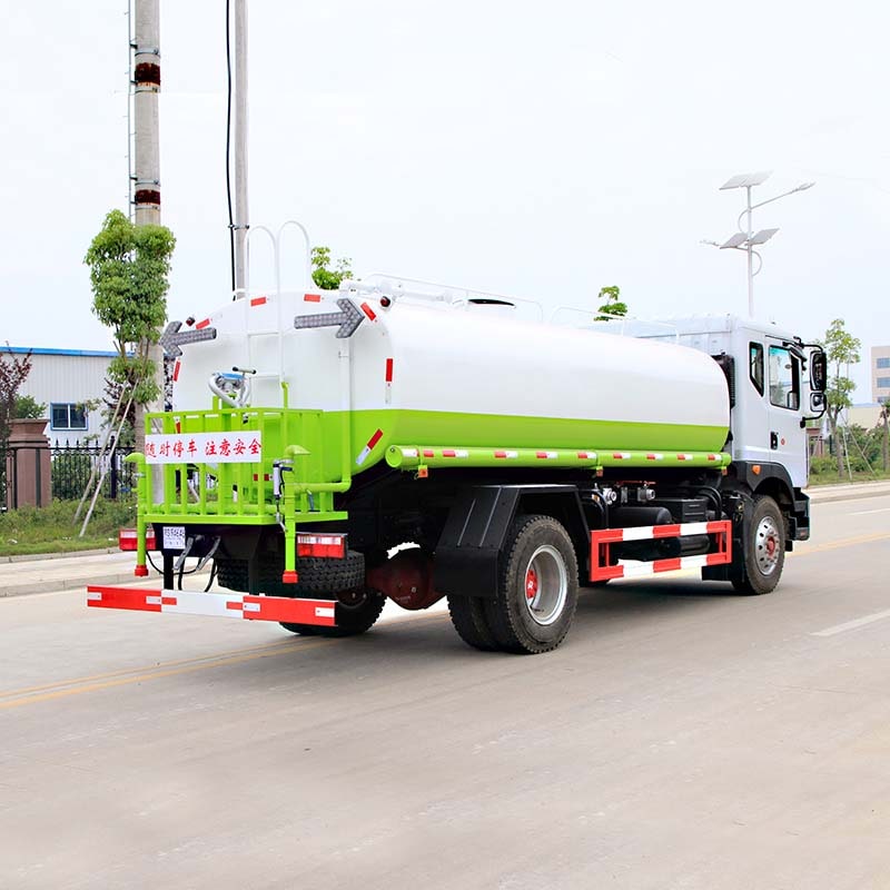 Dongfeng 12000L water tank truck