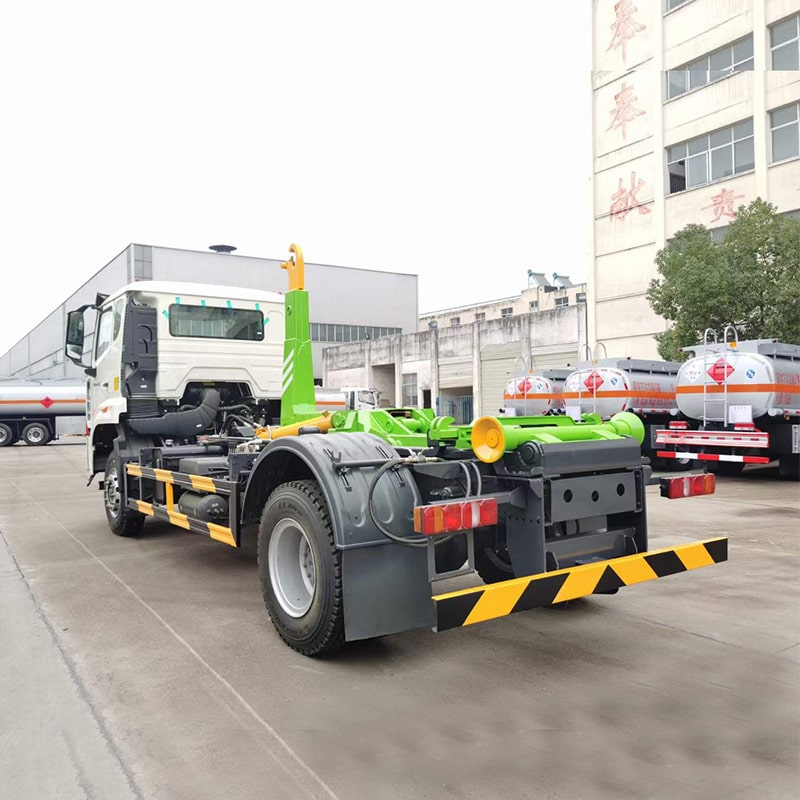 Howo 18 Ton Hook Lift Waste Collecting Garbage Truck Price