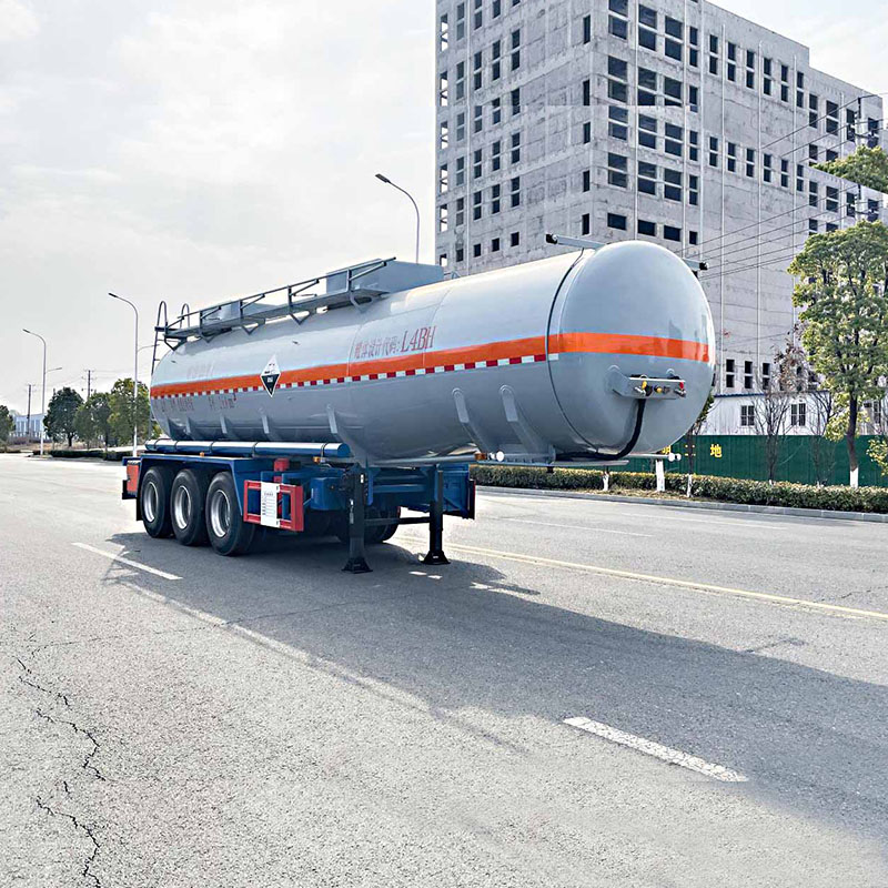 28.5 cbm semi-trailer chemicals transport truck