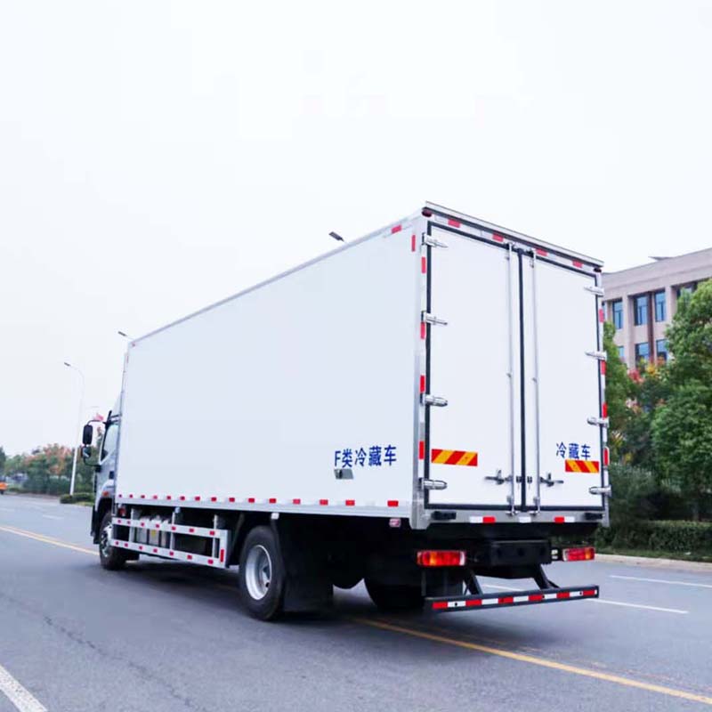Foton 4x2 6.8m 10 тонн рефрижераторный фургон для продажи