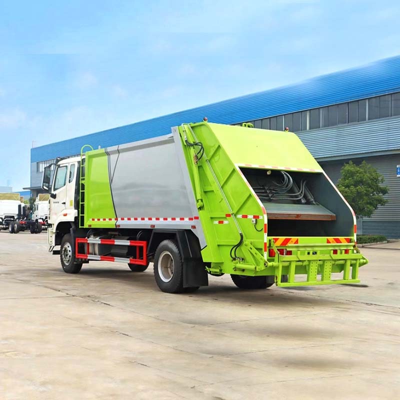 Camion à ordures compacteur Howo 4*2 de 14 m3