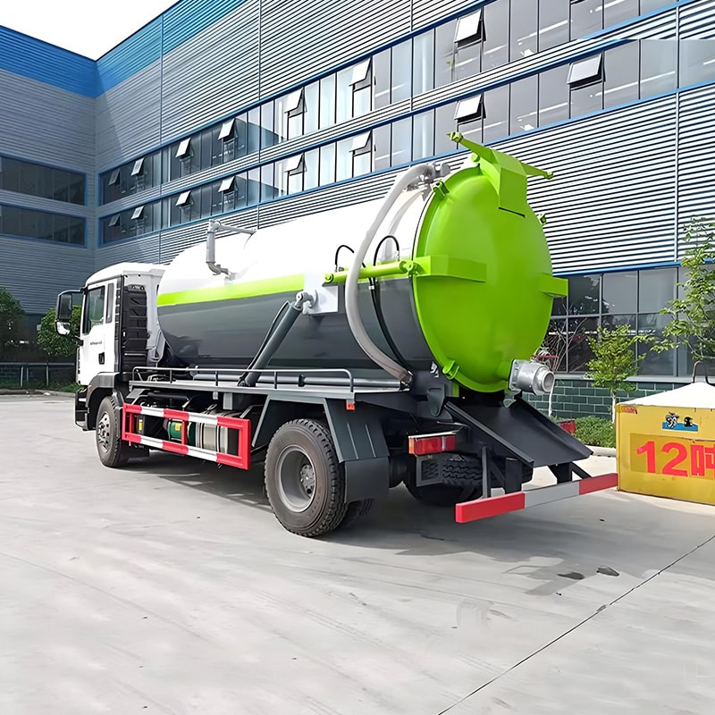 Camion aspirateur Sinotruk Sitrak 4x2 14 000 L à vendre