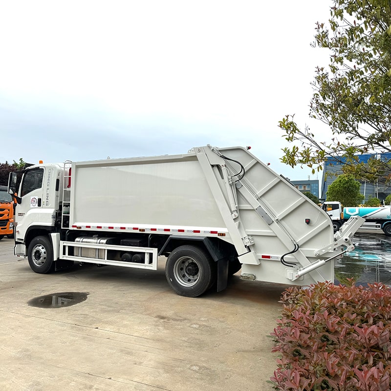 Camion à ordures compacteur Janpan Brand 4 x 2 15 CBM