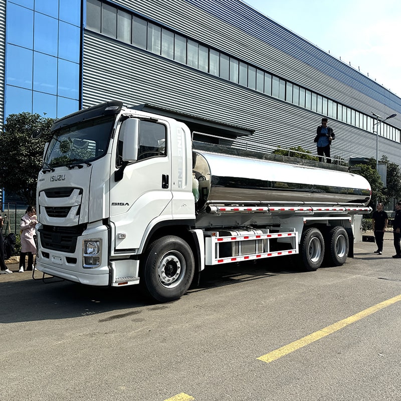 شاحنة خزان من سبائك الألومنيوم ISUZU 6×4 20m3 بسعر