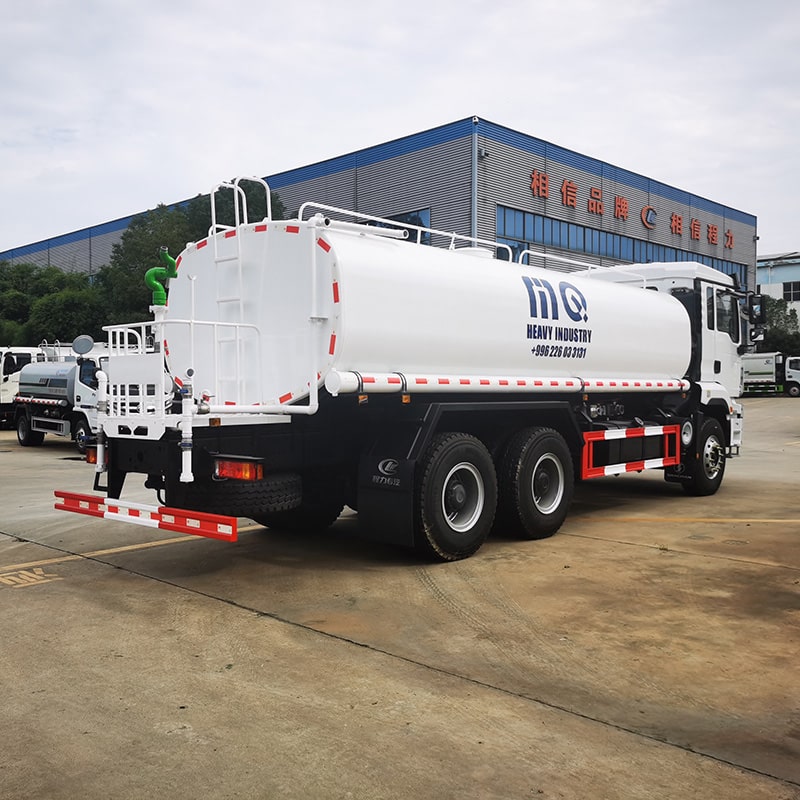 Camion citerne à eau SHACMAN 6 * 4, réservoir d'eau en acier inoxydable