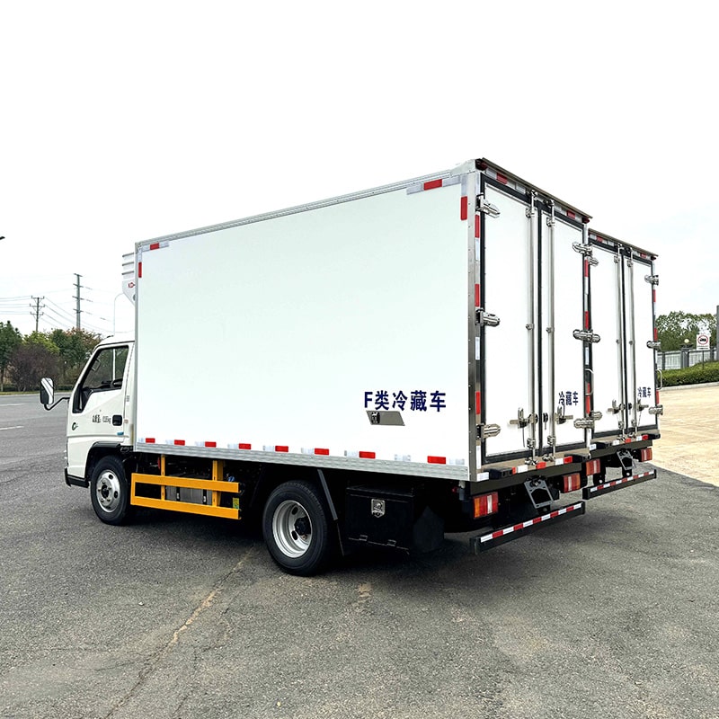 Hot Sale Small JMC  4 Ton Refrigerator Freezer Truck
