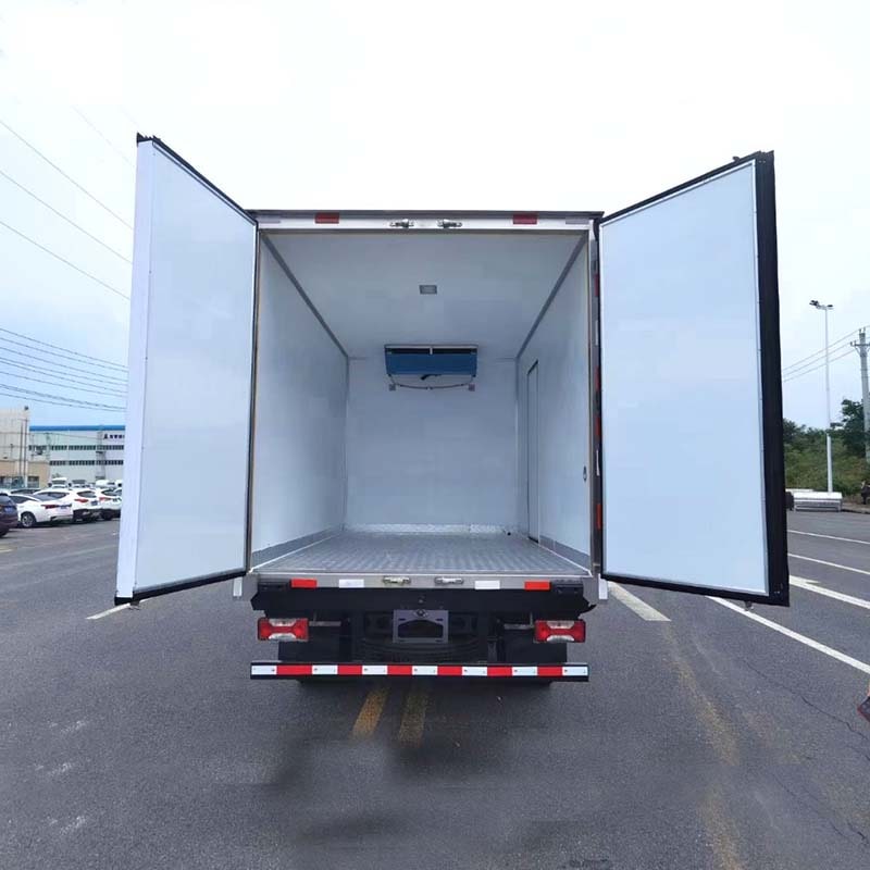 5 ton mini refrigerated truck Frozen Food Van Truck
