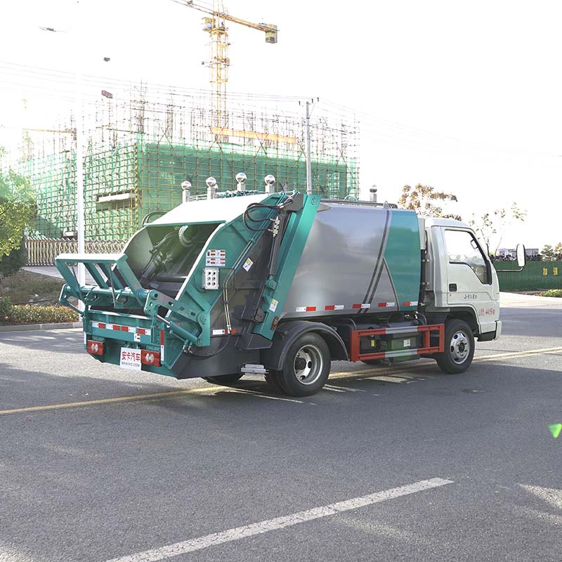Foton 5cbm Professional Compressed Garbage Truck