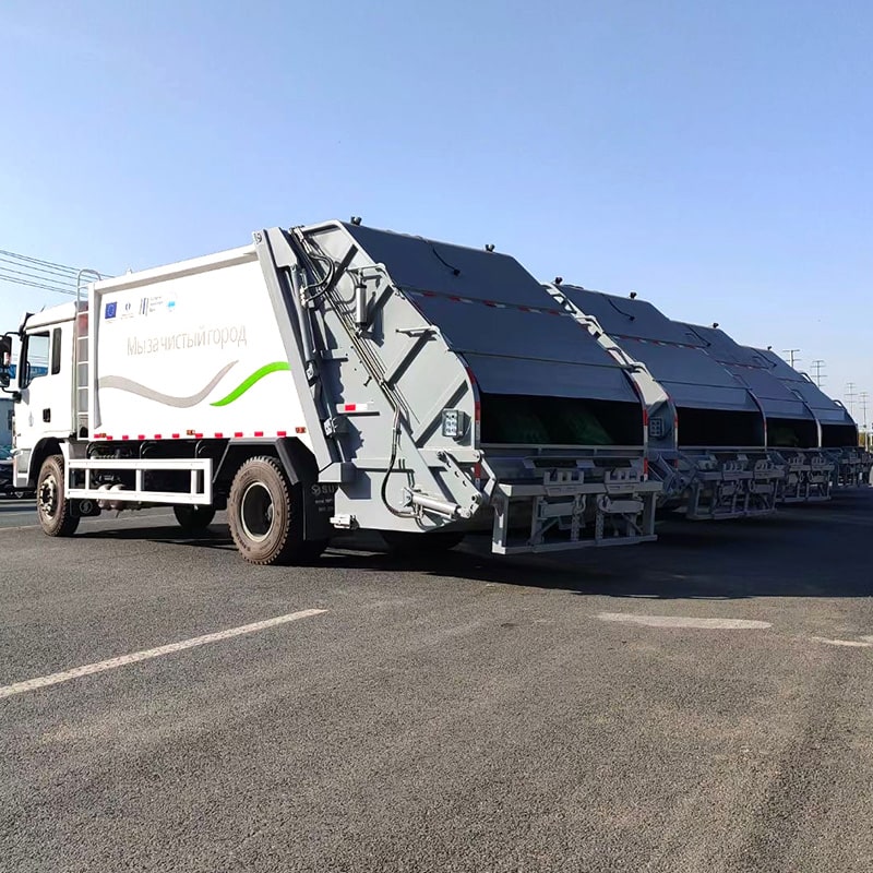 Camion de transport et de compression de déchets SHACMAN 12 CBM