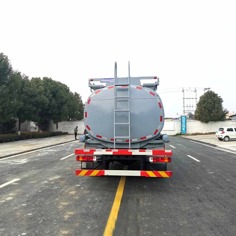 FAW 10 ton water purifying agent lubricating transporte truck
