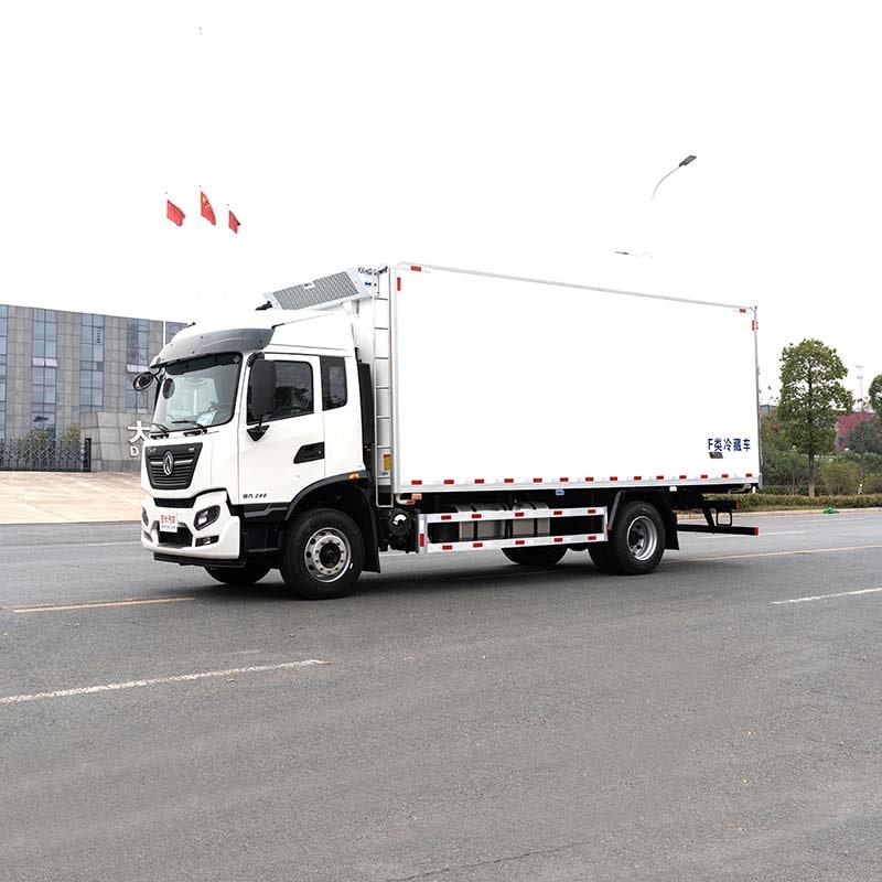 HOWO 8x4 refrigerated truck