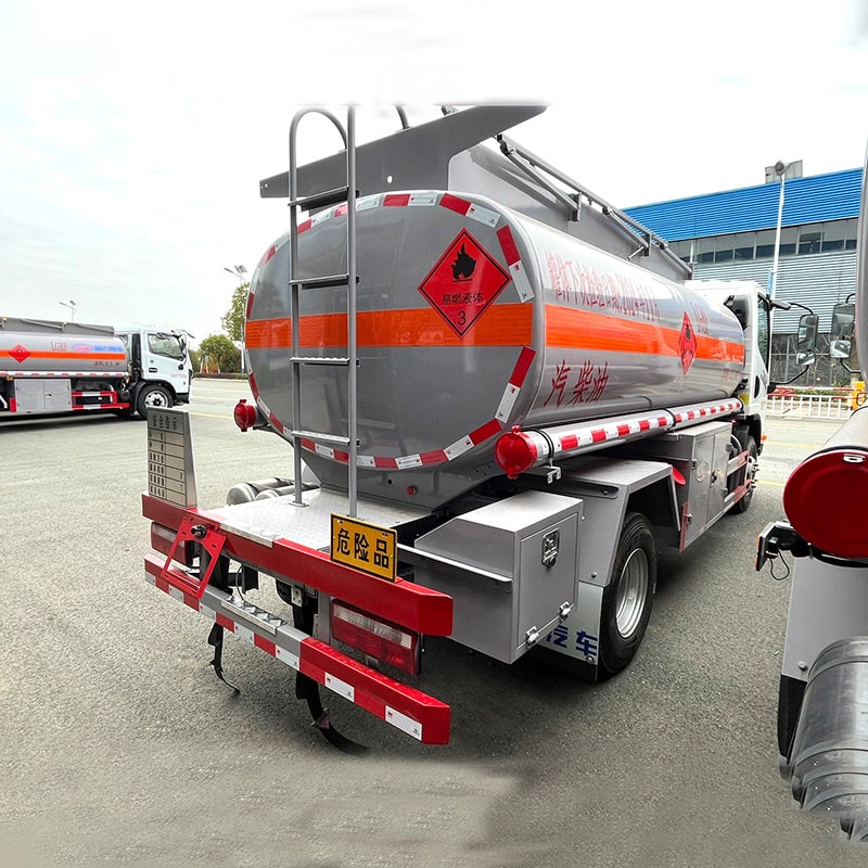 FAW 7200L Diesel Gasoline Delivery Transport Truck