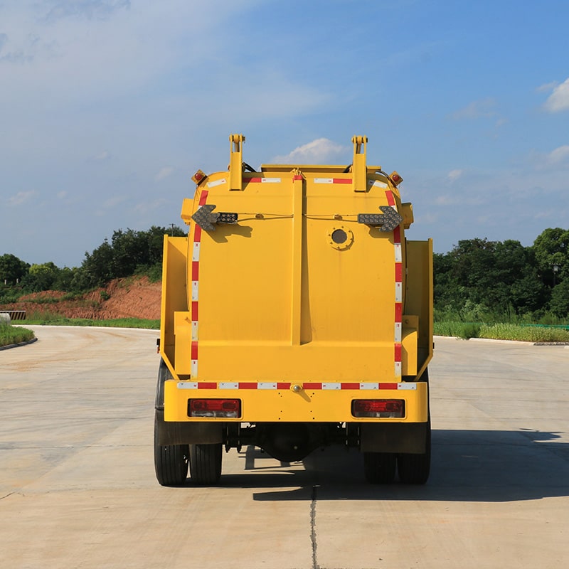 JAC 8 ton kitchen garbage truck